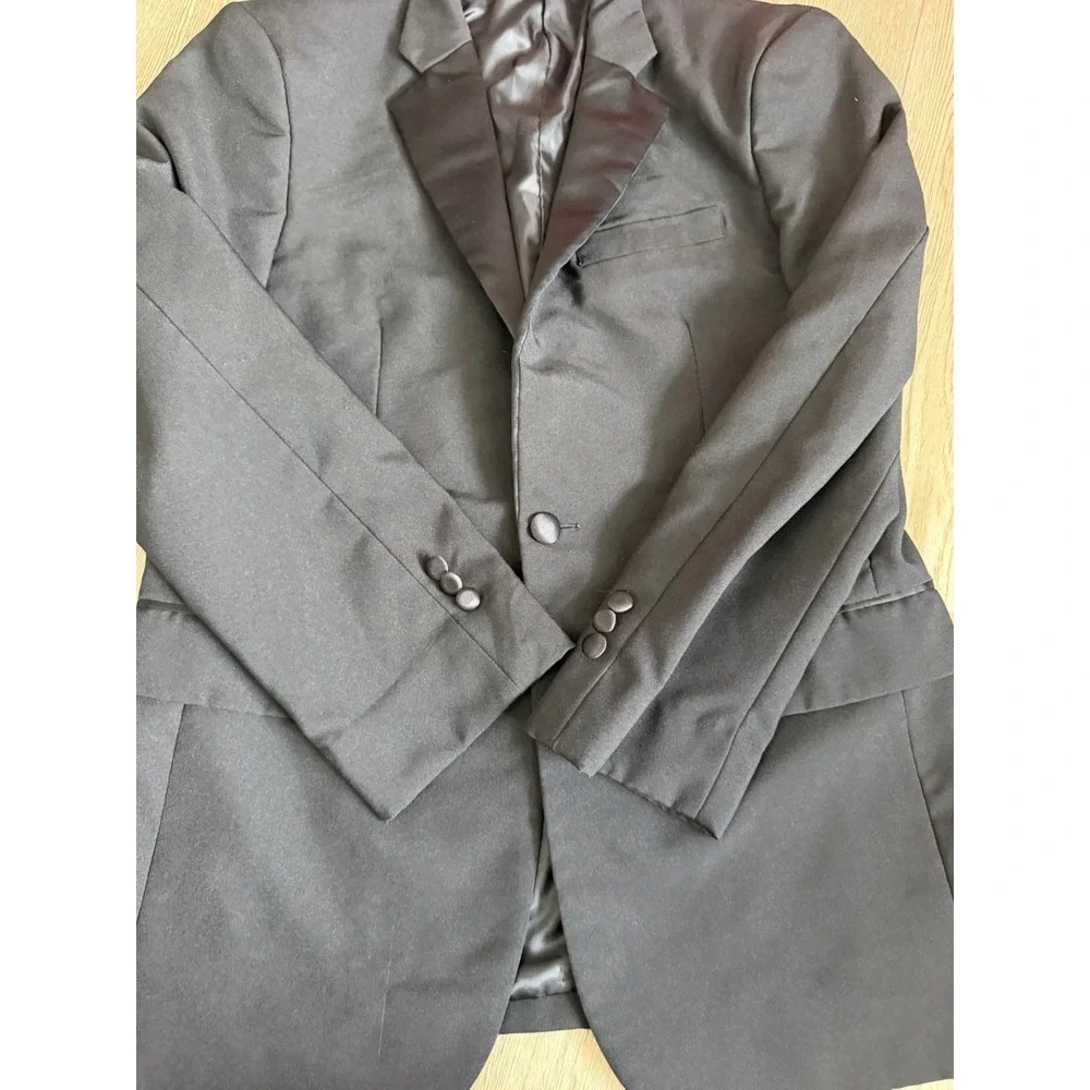 Southeastern Performance Apparel Men's Black Satin Tuxedo Jacket 32S Slim Fit
